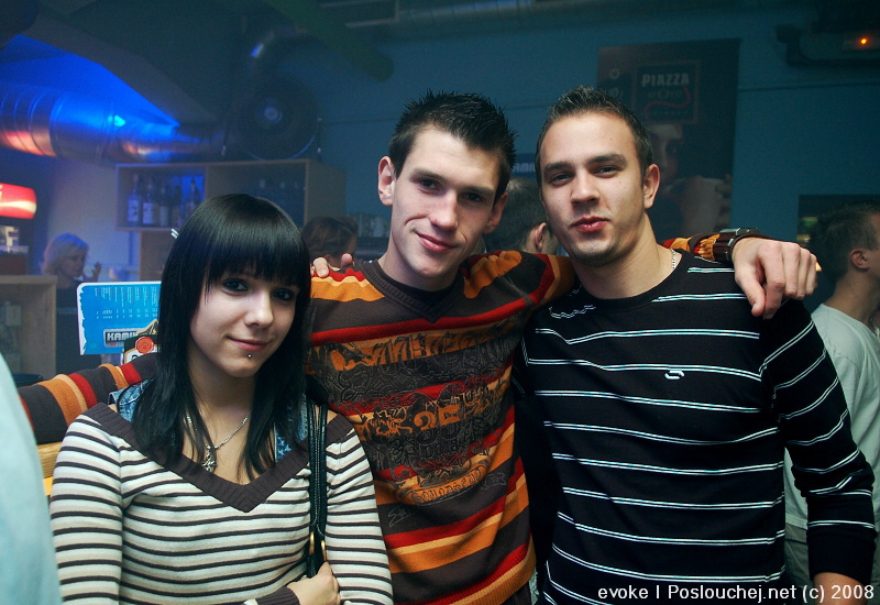HOUSEWARS - Pátek 28. 11. 2008